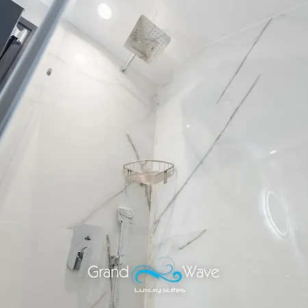 Grand Wave Luxury Suites Flogita Exterior photo