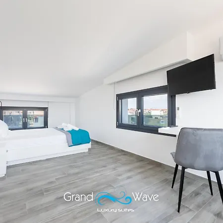 Grand Wave Luxury Suites Flogita Exterior photo