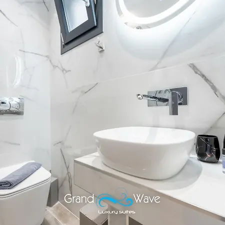 Grand Wave Luxury Suites Flogita Exterior photo