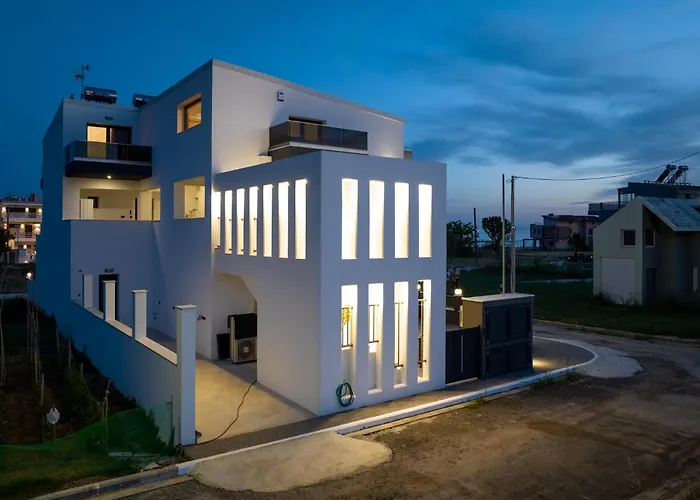 Grand Wave Luxury Suites