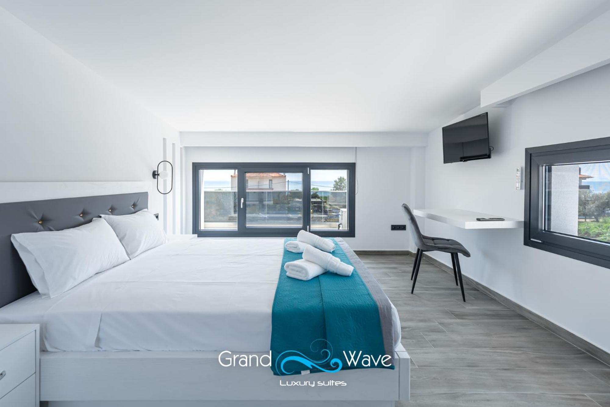 Grand Wave Luxury Apartment