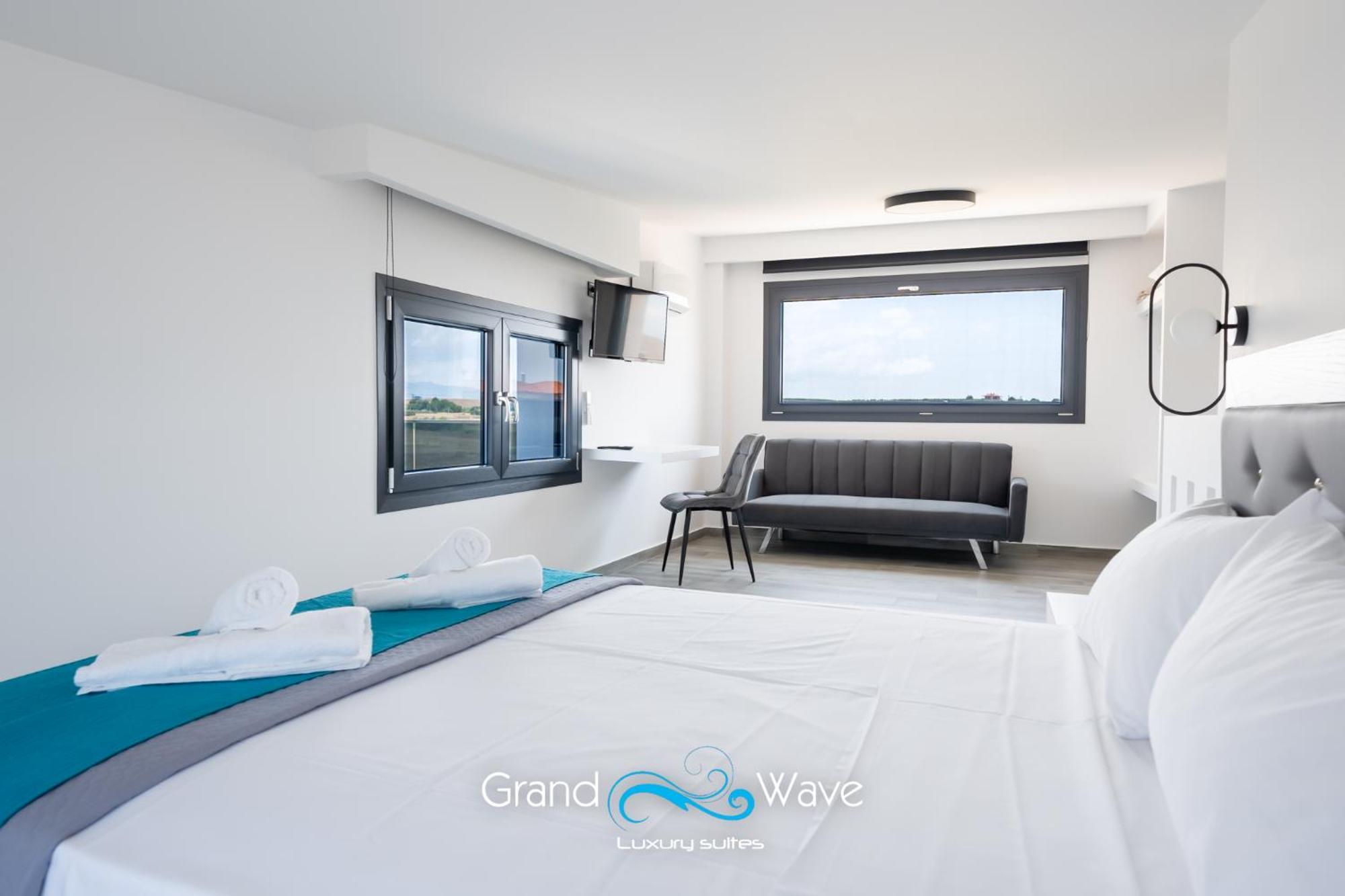 Grand Wave Luxury Flogita
